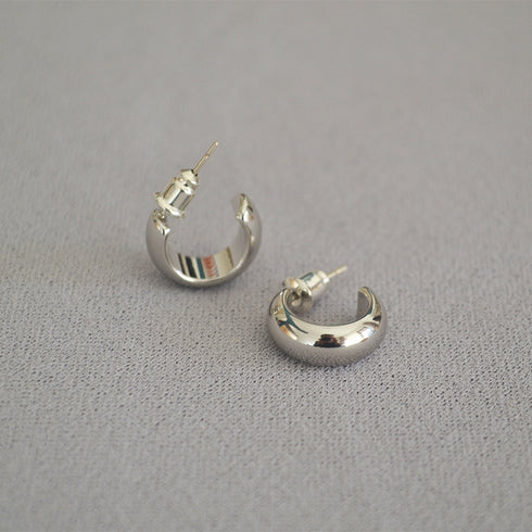 C-Shape Earrings - Zafari Studio Jewelry